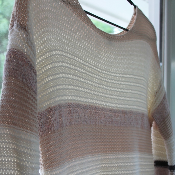 American Eagle Outfitters Sweater - Picture 4 of 8